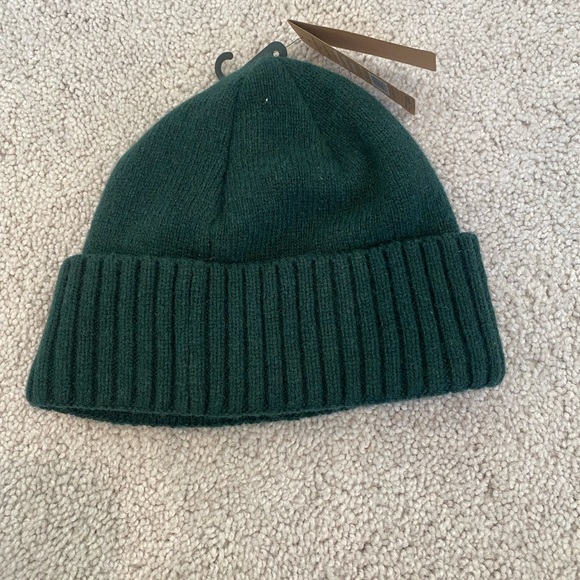 Two Patagonia Hats - Picture 5 of 5